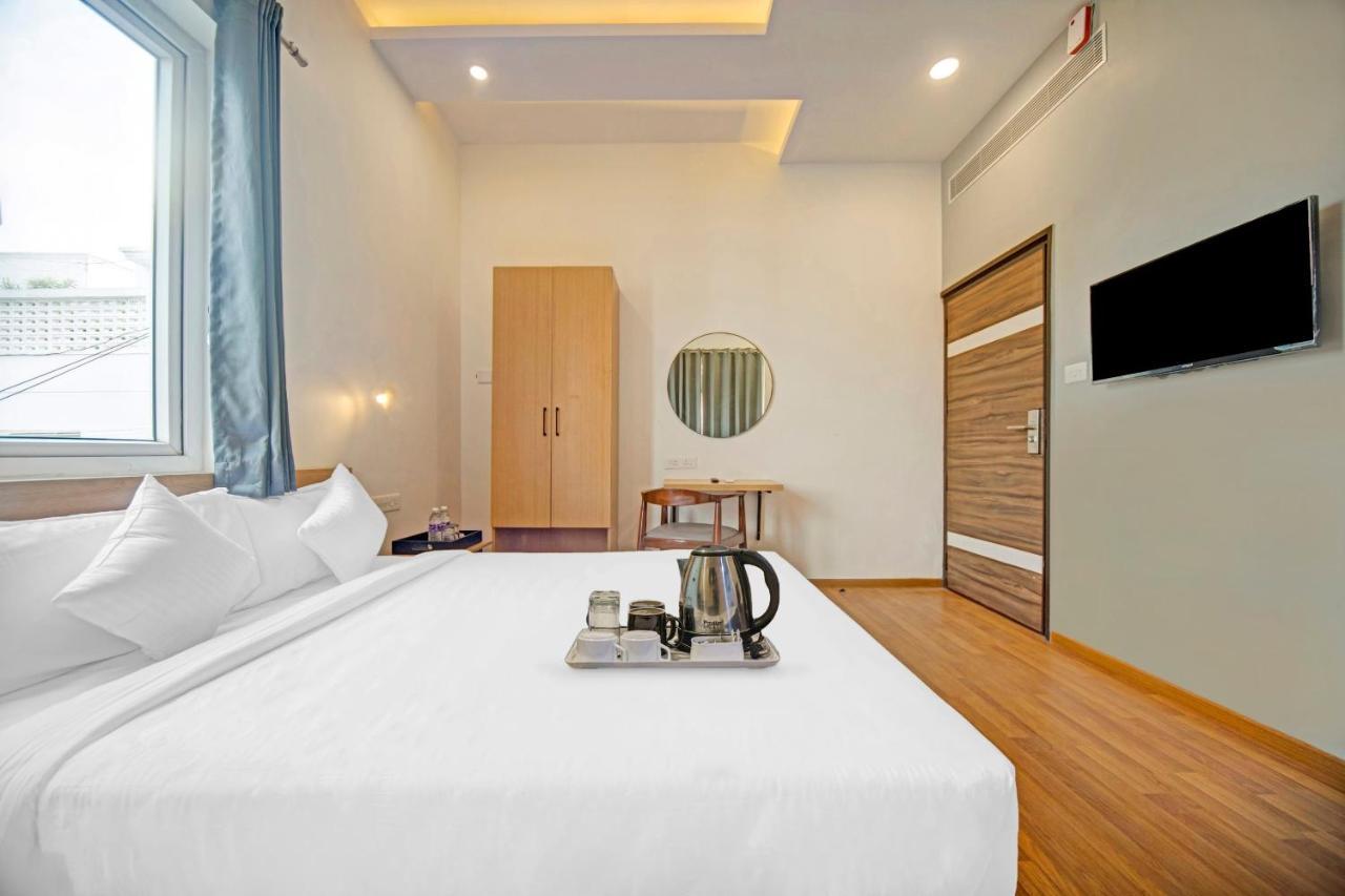 Upar Hotels - T Nagar Chennai Esterno foto