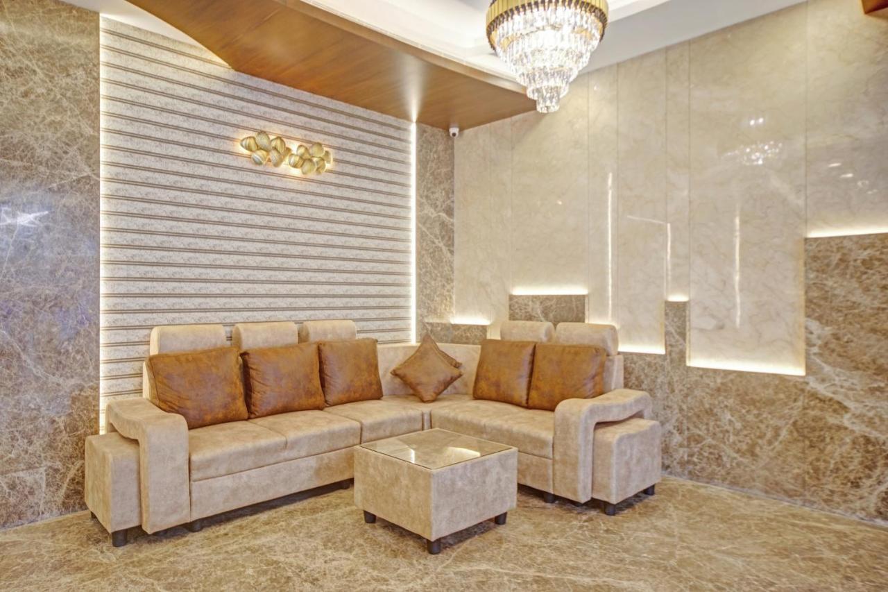 Upar Hotels - T Nagar Chennai Esterno foto