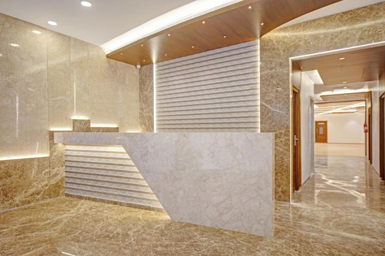 Upar Hotels - T Nagar Chennai Esterno foto